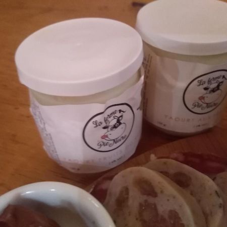 Gite Du Cheval Blanc D'Houmont Sainte-Ode Εξωτερικό φωτογραφία